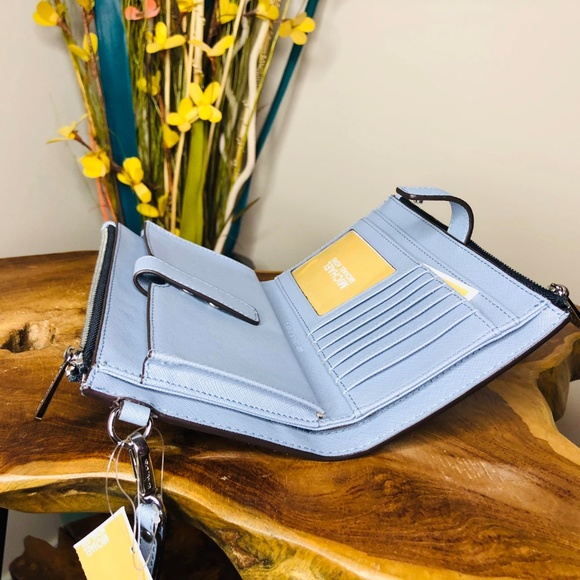 Michael Kors Jet Set Travel Double Zip Wristlet - Picture 7 of 8